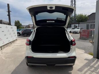 Nissan Qashqai 1.6 dCi Tekna+ XTRON Euro 6 (s/s) 5dr