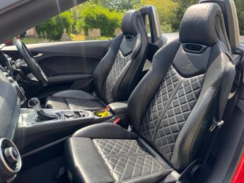 Audi TT 2.0 TFSI S line Roadster S Tronic quattro Euro 6 (s/s) 2dr