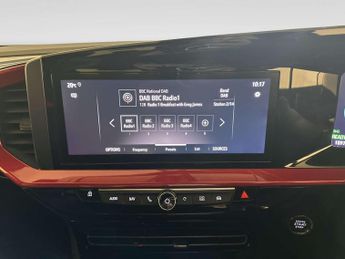 Vauxhall Mokka Electric 50kWh SRi Premium SUV 5dr Electric Auto (136 ps)