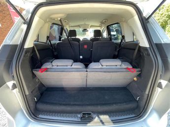 Ford Grand C-Max 1.5 TDCi Titanium Euro 6 (s/s) 5dr