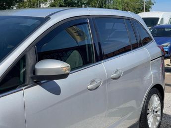 Ford Grand C-Max 1.5 TDCi Titanium Euro 6 (s/s) 5dr