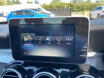 Mercedes-Benz C Class 2.1 C220d AMG Line (Premium) 7G-Tronic+ Euro 6 (s/s) 4dr
