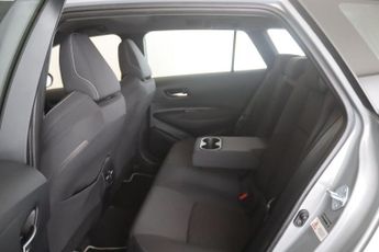 Toyota Corolla 1.8 VVT-h Icon Touring Sports CVT Euro 6 (s/s) 5dr