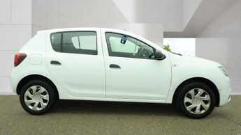 Dacia Sandero 0.9 TCe Essential Euro 6 (s/s) 5dr