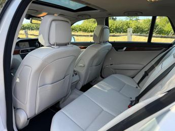 Mercedes-Benz C Class 2.1 C250 CDI BlueEfficiency Elegance G-Tronic+ Euro 5 (s/s) 5dr
