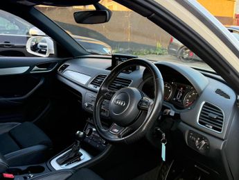 Audi Q3 1.4 TFSI CoD S line Edition S Tronic Euro 6 (s/s) 5dr