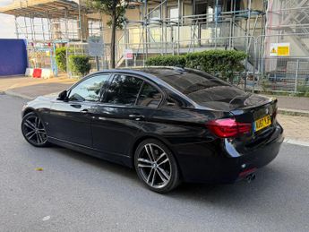 BMW 3 Series 2.0 330e 7.6kWh M Sport Shadow Edition Auto Euro 6 (s/s) 4dr