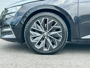 Skoda Superb 1.4 TSI iV 13kWh Laurin & Klement DSG Euro 6 (s/s) 5dr