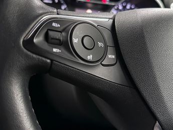 Vauxhall Grandland X 1.2 Turbo Sport Nav Auto Euro 6 (s/s) 5dr