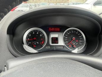 Renault Clio 1.6 VVT GT Line TomTom Sport Tourer Auto Euro 5 5dr