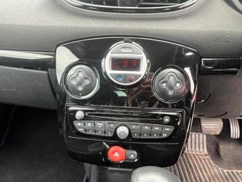 Renault Clio 1.6 VVT GT Line TomTom Sport Tourer Auto Euro 5 5dr