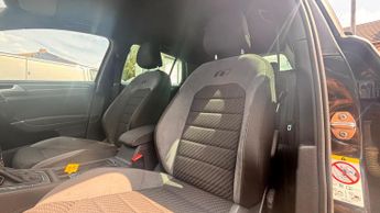 Volkswagen Golf 1.5 TSI EVO R-Line DSG Euro 6 (s/s) 5dr