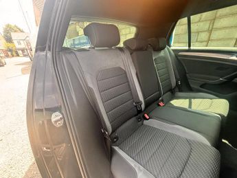 Volkswagen Golf 1.5 TSI EVO R-Line DSG Euro 6 (s/s) 5dr