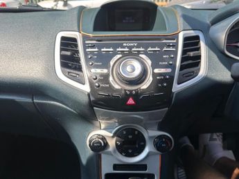 Ford Fiesta 1.4 Titanium 5dr