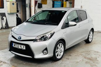 Toyota Yaris 1.5 VVT-h T Spirit CVT Euro 5 5dr