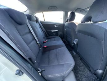 Honda Insight 1.3h IMA HE CVT Euro 5 5dr