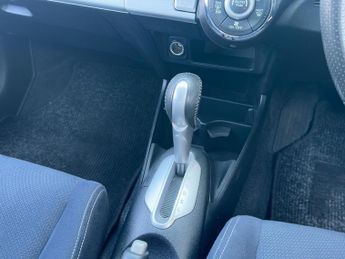 Honda Insight 1.3h IMA HE CVT Euro 5 5dr
