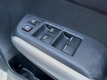 Honda Insight 1.3h IMA HE CVT Euro 5 5dr