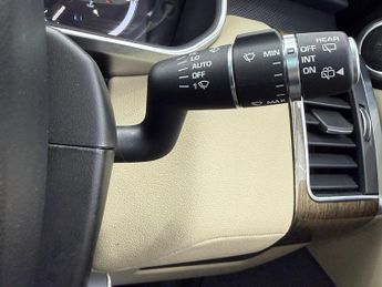 Land Rover Range Rover Sport 3.0 SD V6 HSE SUV 5dr Diesel Auto 4WD Euro 6 (s/s) (306 ps)