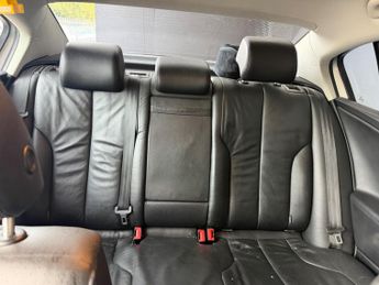 Volkswagen Passat 2.0 TDI Highline DSG Euro 4 4dr