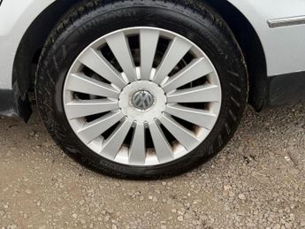 Volkswagen Passat 2.0 TDI Highline DSG Euro 4 4dr