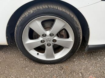 Toyota Auris 1.8 VVT-h T Spirit CVT Euro 5 (s/s) 5dr