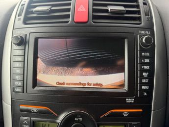 Toyota Auris 1.8 VVT-h T Spirit CVT Euro 5 (s/s) 5dr