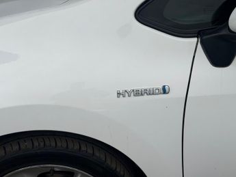 Toyota Auris 1.8 VVT-h T Spirit CVT Euro 5 (s/s) 5dr