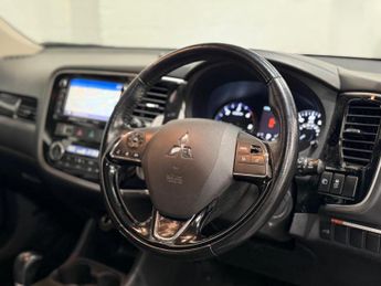 Mitsubishi Outlander 2.2 DI-D GX4 Auto 4WD Euro 6 5dr
