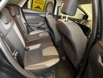 Ford Focus 1.0T EcoBoost Zetec Euro 5 (s/s) 5dr