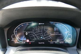 BMW 3 Series 2.0 330e 12kWh M Sport Auto xDrive Euro 6 (s/s) 4dr