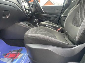 Renault Captur 1.5 dCi ENERGY Dynamique S Nav SUV 5dr Diesel EDC Euro 6 (s/s) (