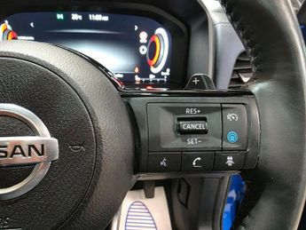 Nissan Qashqai 1.3 DIG-T MHEV Tekna XTRON Euro 6 (s/s) 5dr