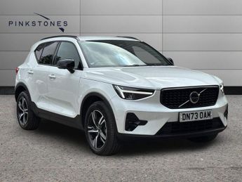 Volvo XC40 2.0 B3 MHEV Plus Dark DCT Auto Euro 6 (s/s) 5dr