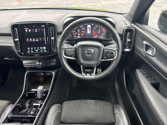Volvo XC40 1.5h T5 Twin Engine Recharge 10.7kWh R-Design Pro Auto Euro 6 (s