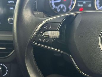 Skoda Kamiq 1.0 TSI SE Euro 6 (s/s) 5dr