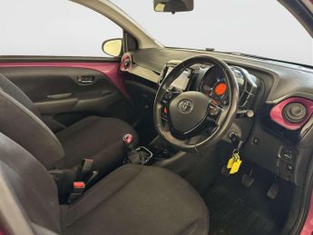 Toyota AYGO 1.0 VVT-i x-cite Hatchback 5dr Petrol Manual Euro 6 (71 ps)