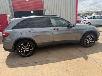 Mercedes-Benz GLC 2.1 GLC250d AMG Line SUV 5dr Diesel G-Tronic+ 4MATIC Euro 6 (s/s