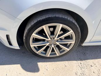 Audi A1 1.4 TFSI S line Style Edition S Tronic Euro 5 (s/s) 3dr