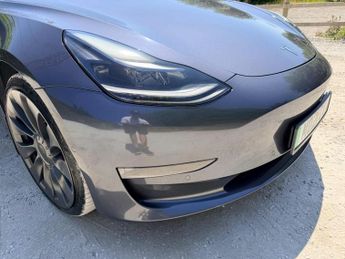 Tesla Model 3 (Dual Motor) Performance Auto 4WDE 4dr (Performance Upgrade)