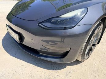 Tesla Model 3 (Dual Motor) Performance Auto 4WDE 4dr (Performance Upgrade)