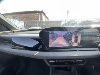 Audi Q6 E-Tron S LINE QUATTRO