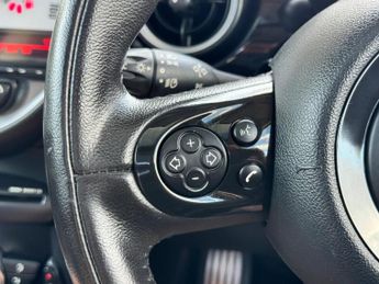 MINI Hatch 1.6 Cooper Steptronic Euro 5 3dr