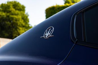Maserati Ghibli 3.0D V6 ZF Euro 5 (s/s) 4dr
