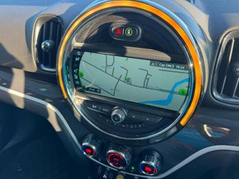 MINI COUNTRYMAN 1.5 7.6kWh GPF Cooper SE SUV 5dr Petrol Plug-in Hybrid Auto ALL4