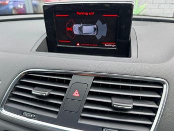 AUDI Q3 2.0 TDI SE SUV 5dr Diesel S Tronic quattro Euro 5 (s/s) (177 ps)