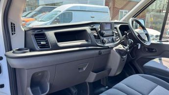 Ford Transit 2.0 350 EcoBlue Leader Luton 3dr Diesel Manual RWD L3 Euro 6 (s/