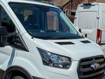 Ford Transit 2.0 350 EcoBlue Leader Luton 3dr Diesel Manual RWD L3 Euro 6 (s/