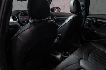 MINI Hatch 1.5 Cooper Exclusive Steptronic Euro 6 (s/s) 5dr