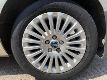 Ford Focus 1.6 Titanium 5dr